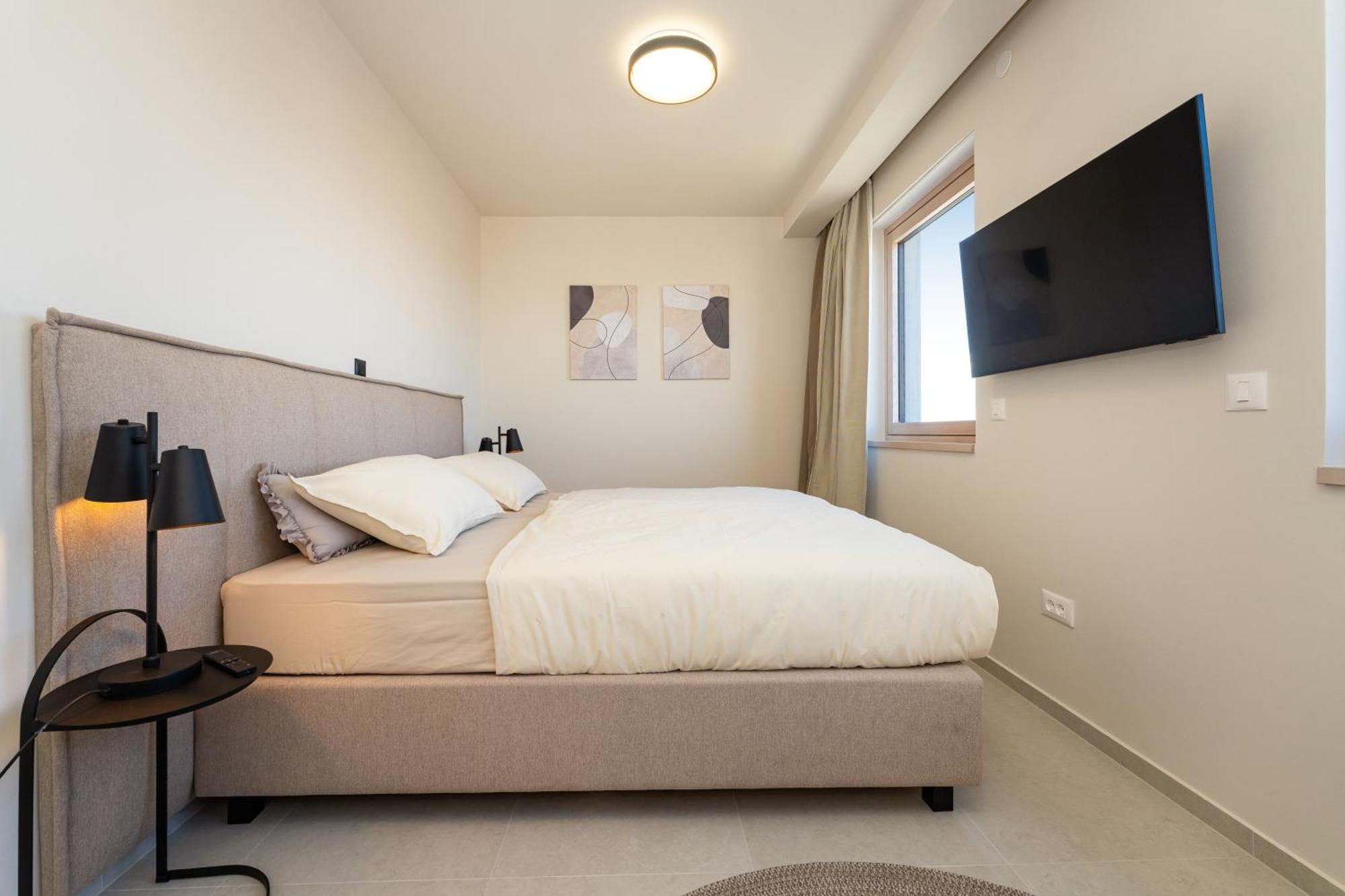 D-Apartment - With Garage And Balcony ザダル エクステリア 写真