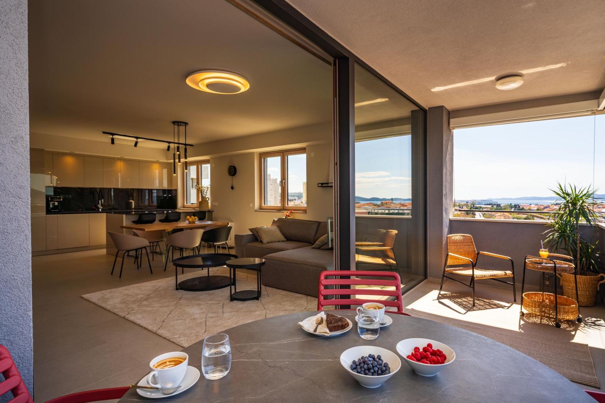 D-Apartment - With Garage And Balcony ザダル エクステリア 写真